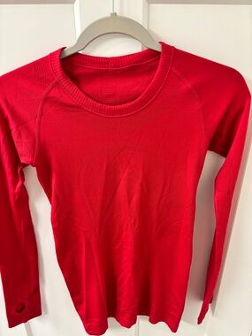 lululemon athletica Women's Long-Sleeve Crew Top - Red